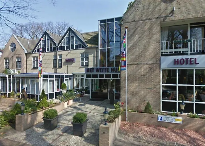 Het Witte Huis Отель 3*