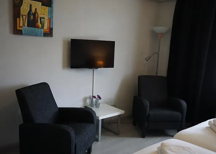 Het Witte Huis Отель 3*